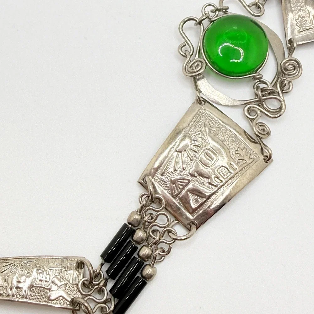 Vintage Silver Tone Bracelet w/ Green Glass Stone Southwest Llama Sun Hut Motifs